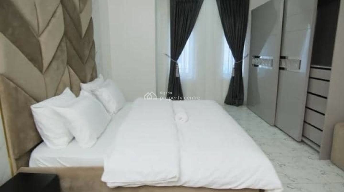 Fully Furnished & Serviced 3 Bedrooms Detached Duplex + 2 Rooms Bq, Osapa, Lekki, Lagos, Flat / Apartment for Rent