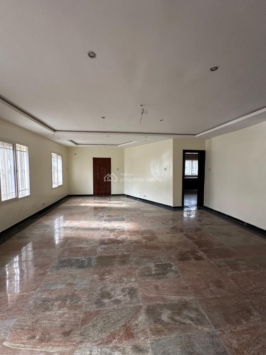Nicely Built 2 Bedroom Apartment with Bq, Lekki Phase 1, Lekki, Lagos, Flat / Apartment for Rent