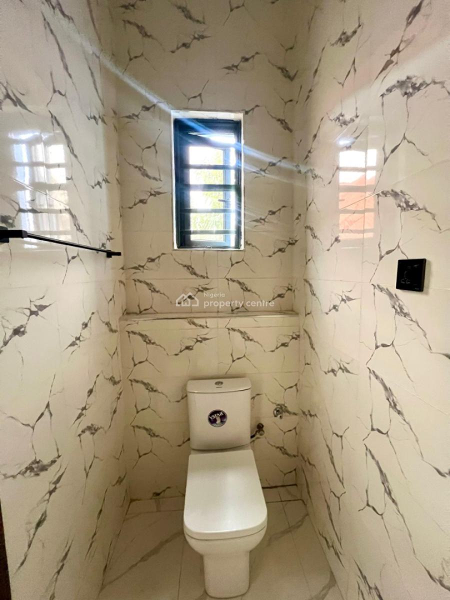 Newly Built 2 and 3 Bedroom Apartment, Lekki Phase 1, Lekki, Lagos, Flat / Apartment for Sale