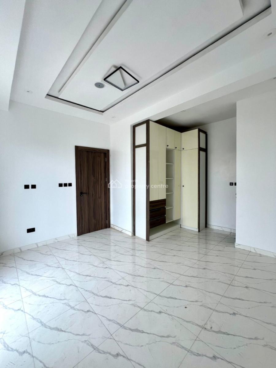 Newly Built 2 and 3 Bedroom Apartment, Lekki Phase 1, Lekki, Lagos, Flat / Apartment for Sale
