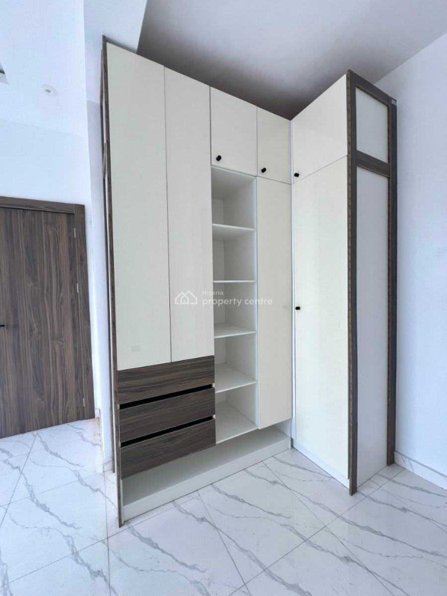 Newly Built 2 and 3 Bedroom Apartment, Lekki Phase 1, Lekki, Lagos, Flat / Apartment for Sale