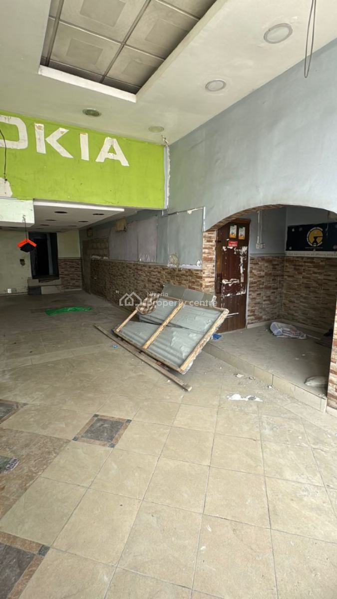 Ground Floor Shop Space, Victoria Island (vi), Lagos, Commercial Property for Rent