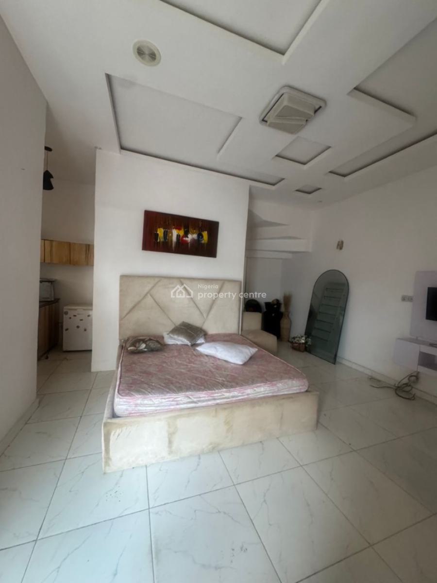 a Standard N Massive Studio with Standard Kitchen, Pool, Alc and All, Ikota Lekki Lagos, Ikota, Lekki, Lagos, Self Contain (single Rooms) for Rent