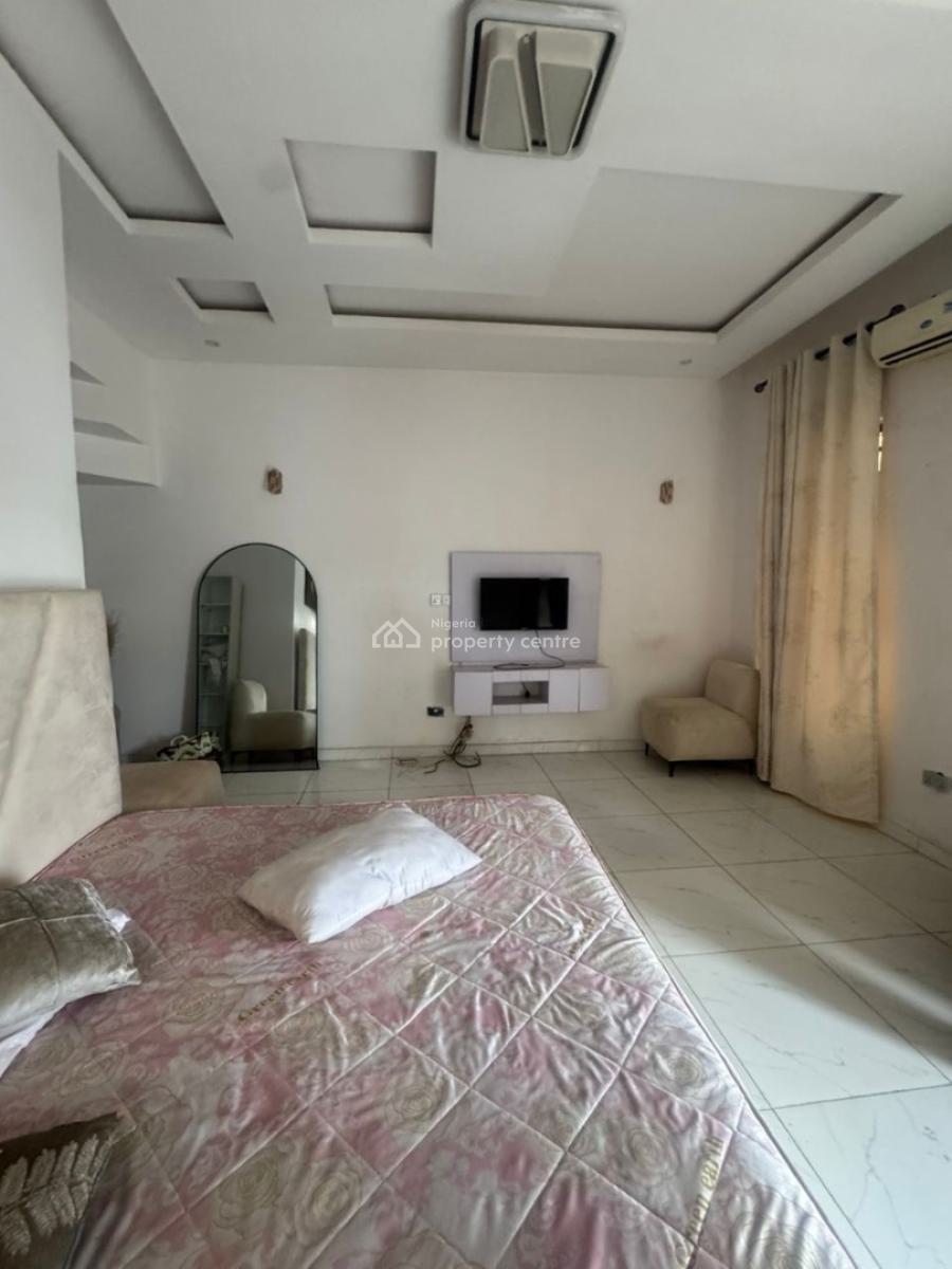 a Standard N Massive Studio with Standard Kitchen, Pool, Alc and All, Ikota Lekki Lagos, Ikota, Lekki, Lagos, Self Contain (single Rooms) for Rent