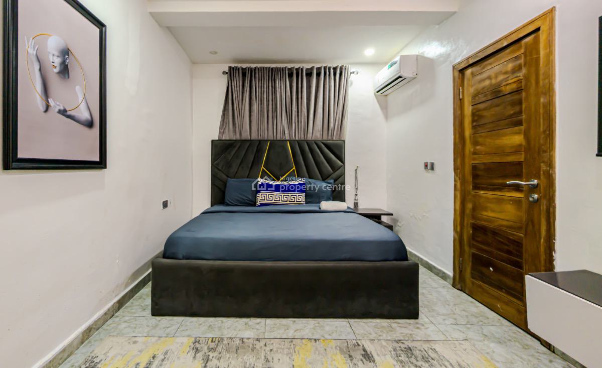 Highrise 1bedroom with Pool and Ps4, Mijl Residence & Villa, Ikate Elegushi, Lekki, Lagos, Flat / Apartment Short Let
