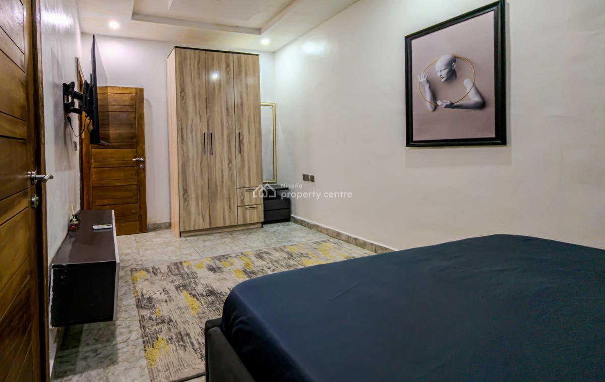 Highrise 1bedroom with Pool and Ps4, Mijl Residence & Villa, Ikate Elegushi, Lekki, Lagos, Flat / Apartment Short Let