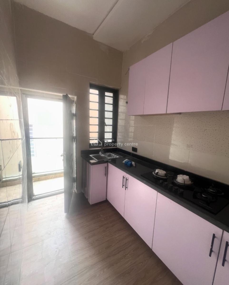Lovely 2 Bedroom Apartment with Bq, Ologolo, Ologolo, Lekki, Lagos, Block of Flats for Sale