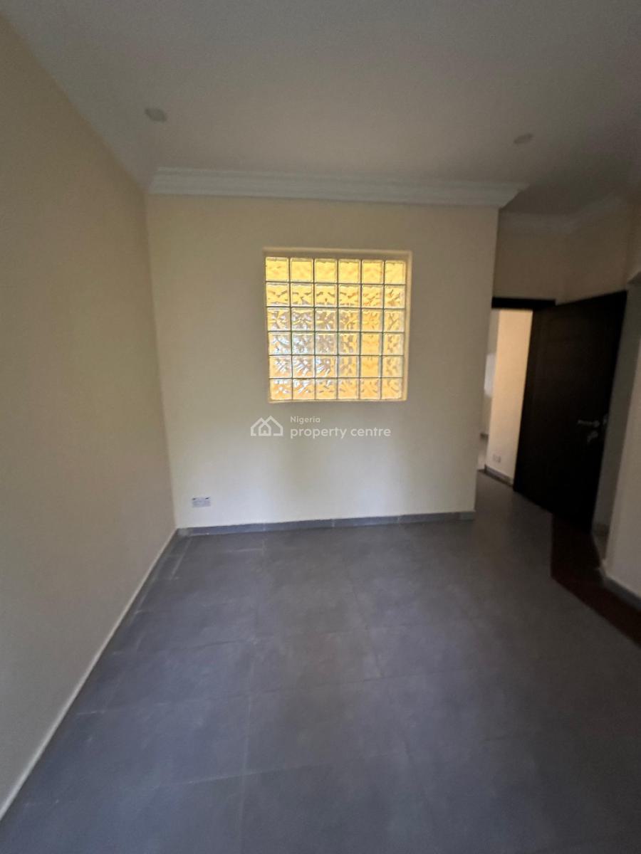 Well Built 2bedroom Apartment, Lekki Phase 1 Lagos, Lekki Phase 1, Lekki, Lagos, Flat / Apartment for Rent