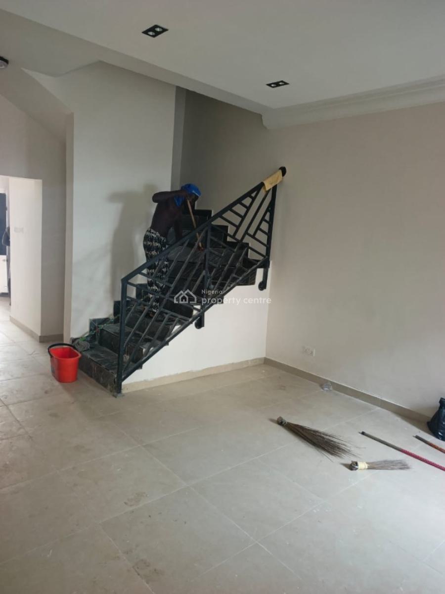 Well Renovated Self Service 3bedroom Terrace Duplex with a Bq, Oniru, Victoria Island (vi), Lagos, Terraced Duplex for Rent