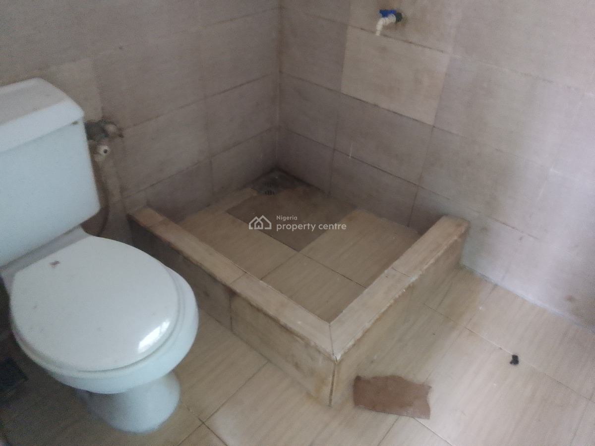 Spacious Luxury 3 Bedroom Flat with Excellent Features, Meadow View Estate, Ogombo, Ajah, Lagos, Flat / Apartment for Rent