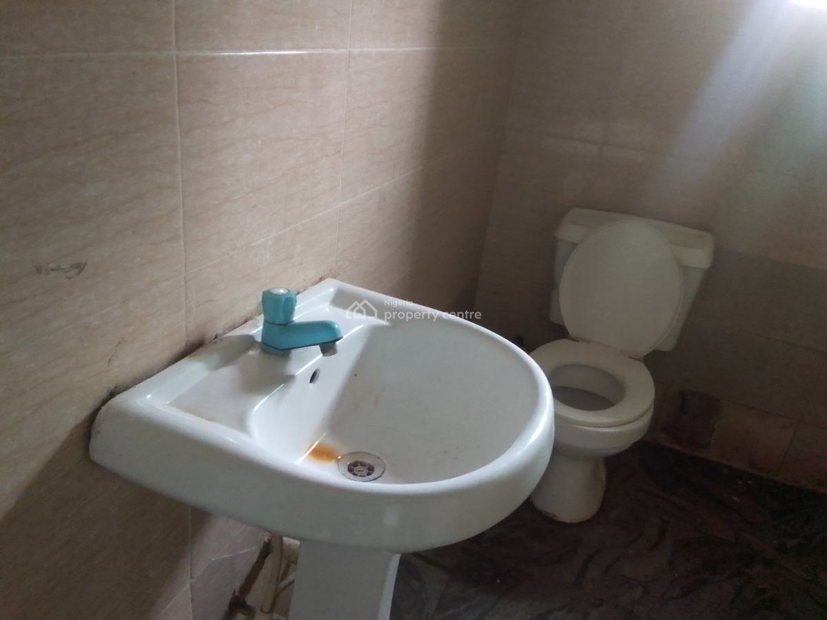 Spacious Luxury 3 Bedroom Flat with Excellent Features, Meadow View Estate, Ogombo, Ajah, Lagos, Flat / Apartment for Rent