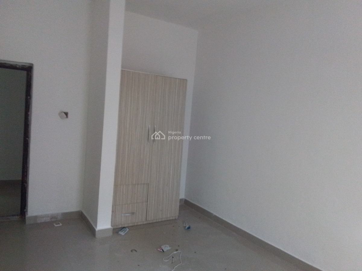 Spacious Luxury 3 Bedroom Flat with Excellent Features, Meadow View Estate, Ogombo, Ajah, Lagos, Flat / Apartment for Rent