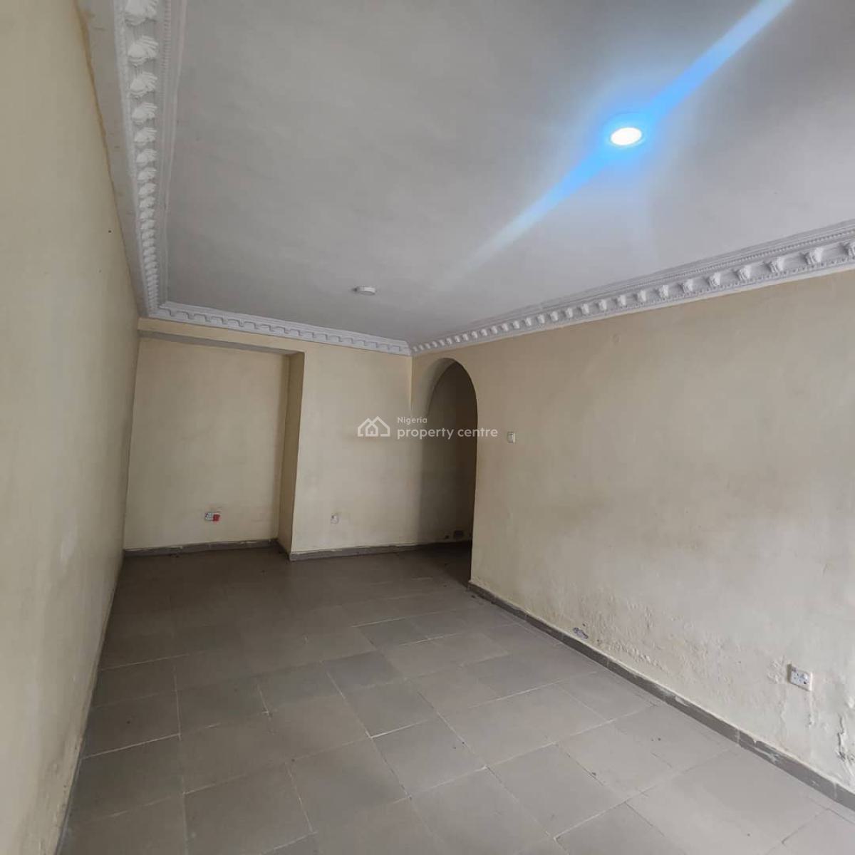 5 Bedroom Semi Detached Duplex, Peace and Progress Estate, Akobo, Ibadan, Oyo, Block of Flats for Sale