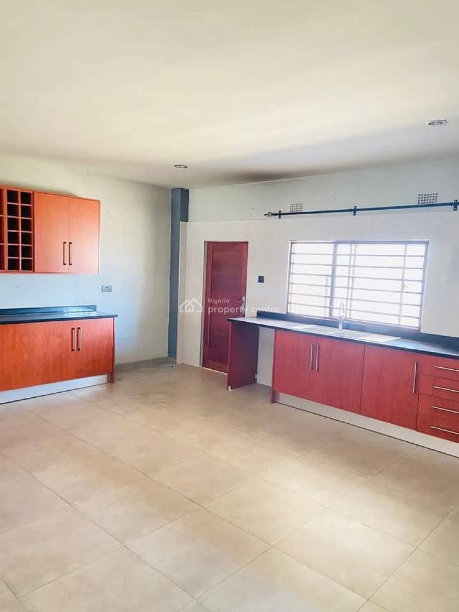 2 Bedroom Flat, Lagos Island, Lagos, House for Sale