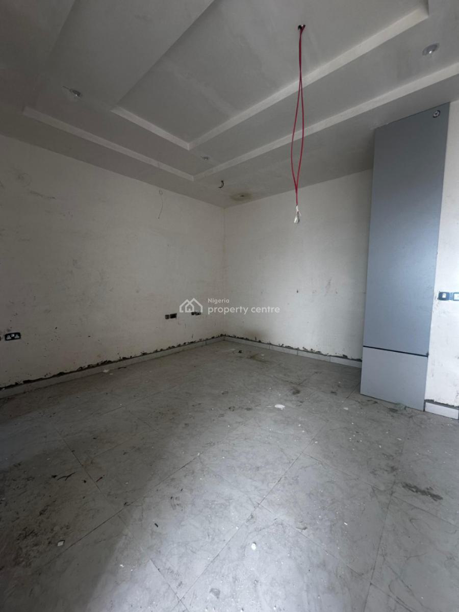 ₦199m Lekki Luxurious 2 Bedroom Terrace with Bq -distressed, Woodland Estate Off Nike Art Gallery, Ikate Elegushi, Lekki, Lagos, Flat / Apartment for Sale