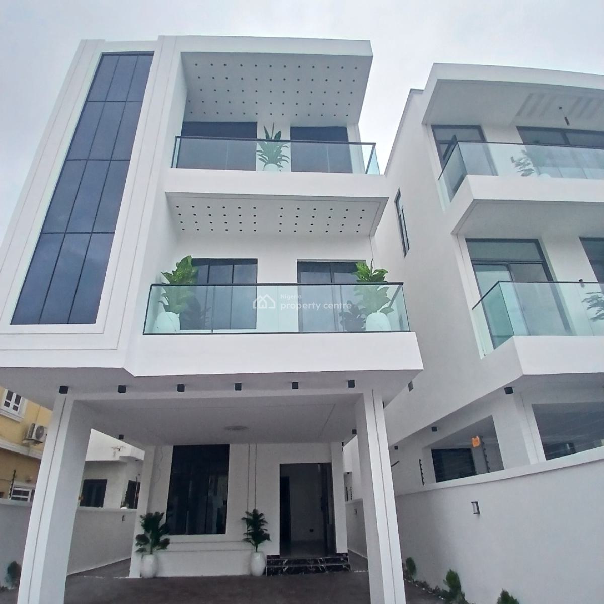 Gigantic 5 Bedroom Fully Detached Duplex with Swimming Pool, Within a Highly Sought After Estate, Chevron Drive, Lekki, Lagos, Detached Duplex for Sale