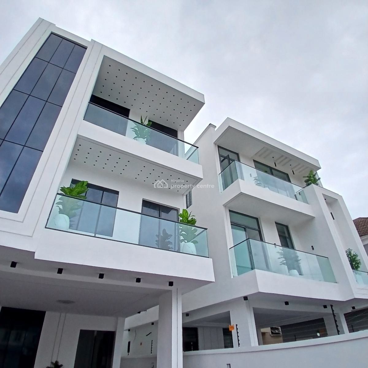 Gigantic 5 Bedroom Fully Detached Duplex with Swimming Pool, Within a Highly Sought After Estate, Chevron Drive, Lekki, Lagos, Detached Duplex for Sale