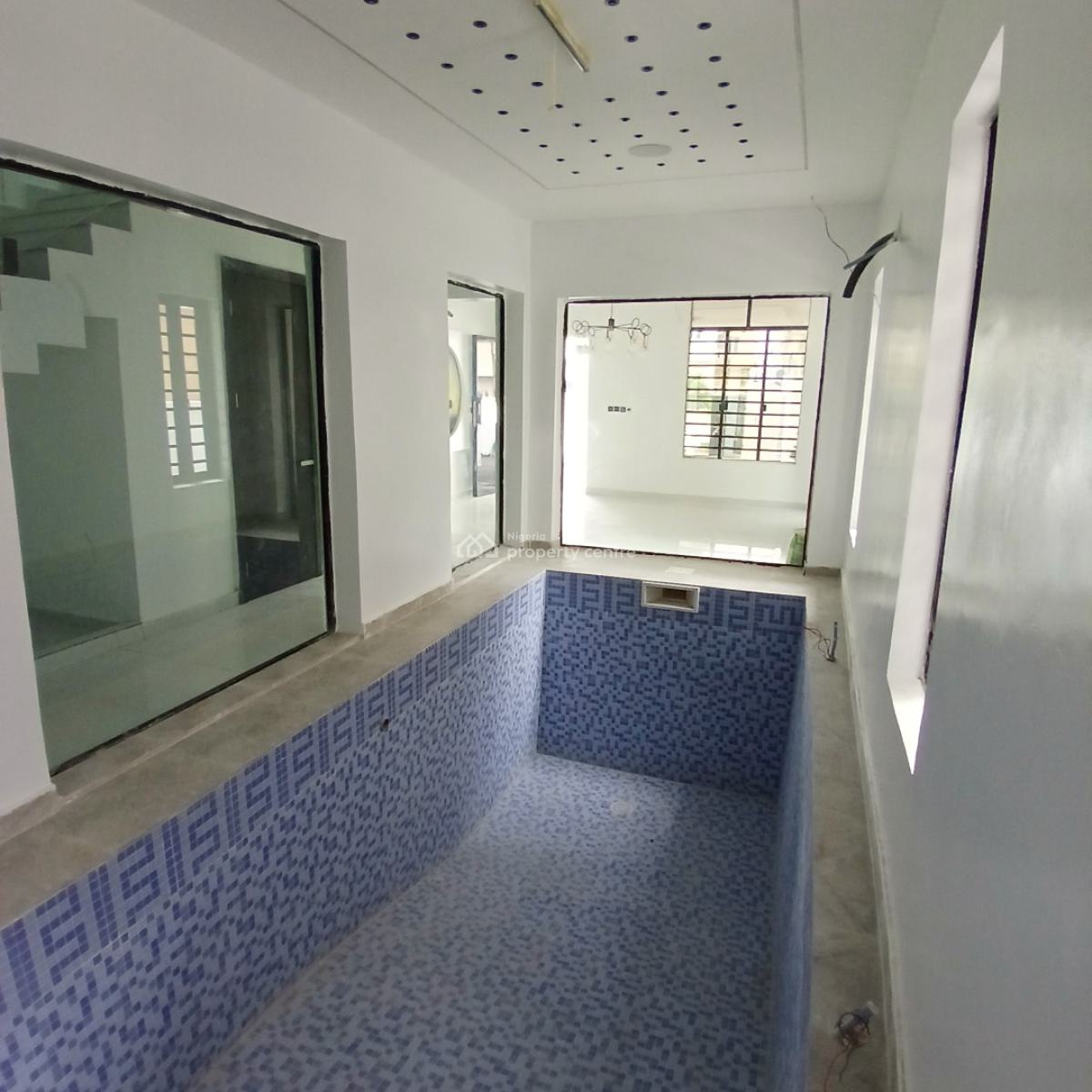 Gigantic 5 Bedroom Fully Detached Duplex with Swimming Pool, Within a Highly Sought After Estate, Chevron Drive, Lekki, Lagos, Detached Duplex for Sale