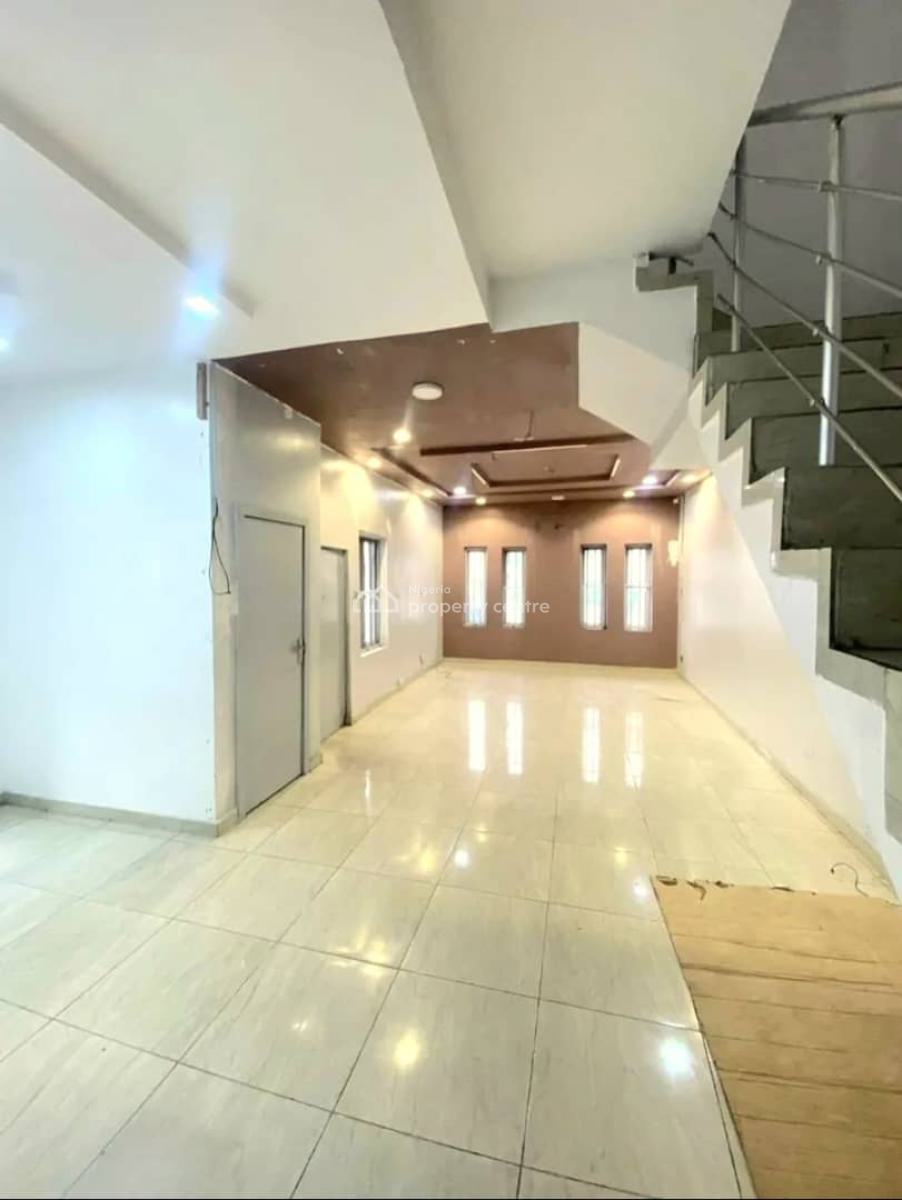 Self-serviced 4 Bedroom Semi-detached Duplex with Bq, Off Chevron Drive,, Lekki, Lagos, Semi-detached Duplex for Rent