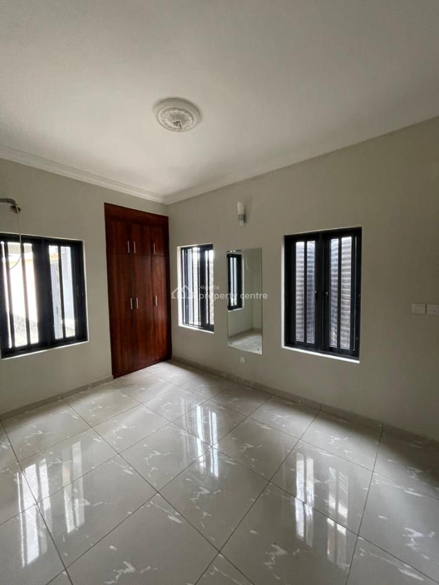 Newly Built 3 Bedroom Apartment, Lekki Phase 1, Lekki, Lagos, Flat / Apartment for Rent