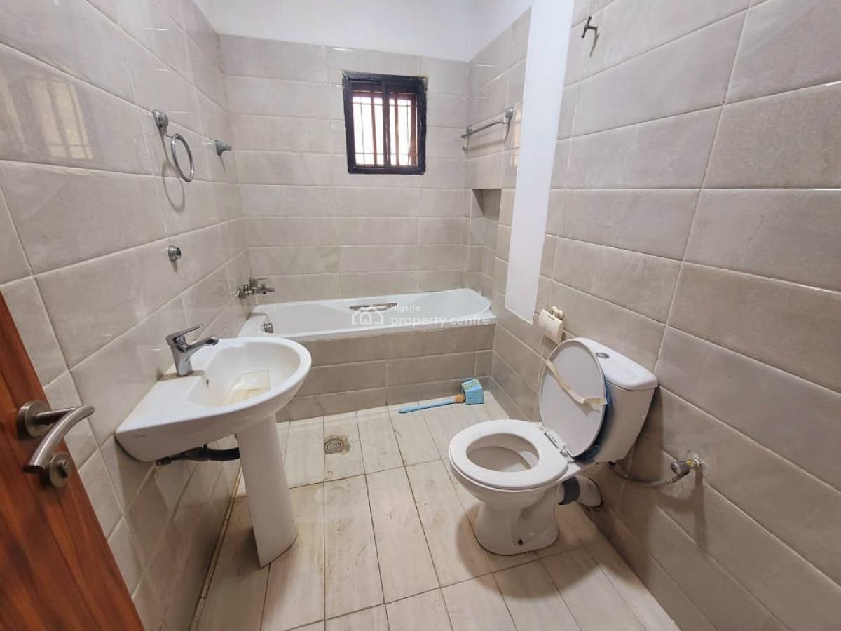 4-bedroom Semi-detached House with a Room Bq, Lekki Lagos, Lekki Phase 1, Lekki, Lagos, Semi-detached Duplex for Rent