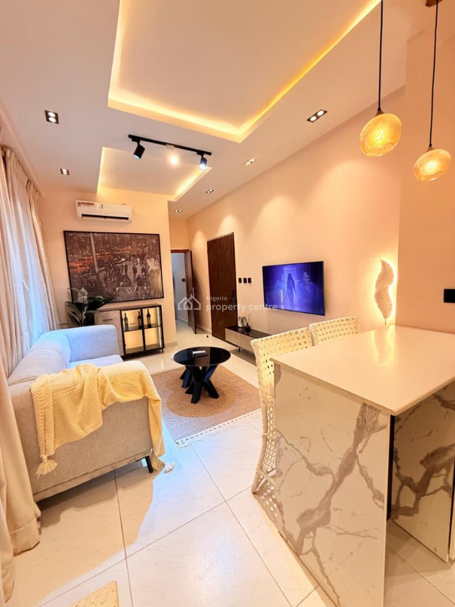 Beautiful 1-bedroom Apartment with Swimming Pool and Gym, Ikate, Lekki, Lagos, Flat / Apartment Short Let