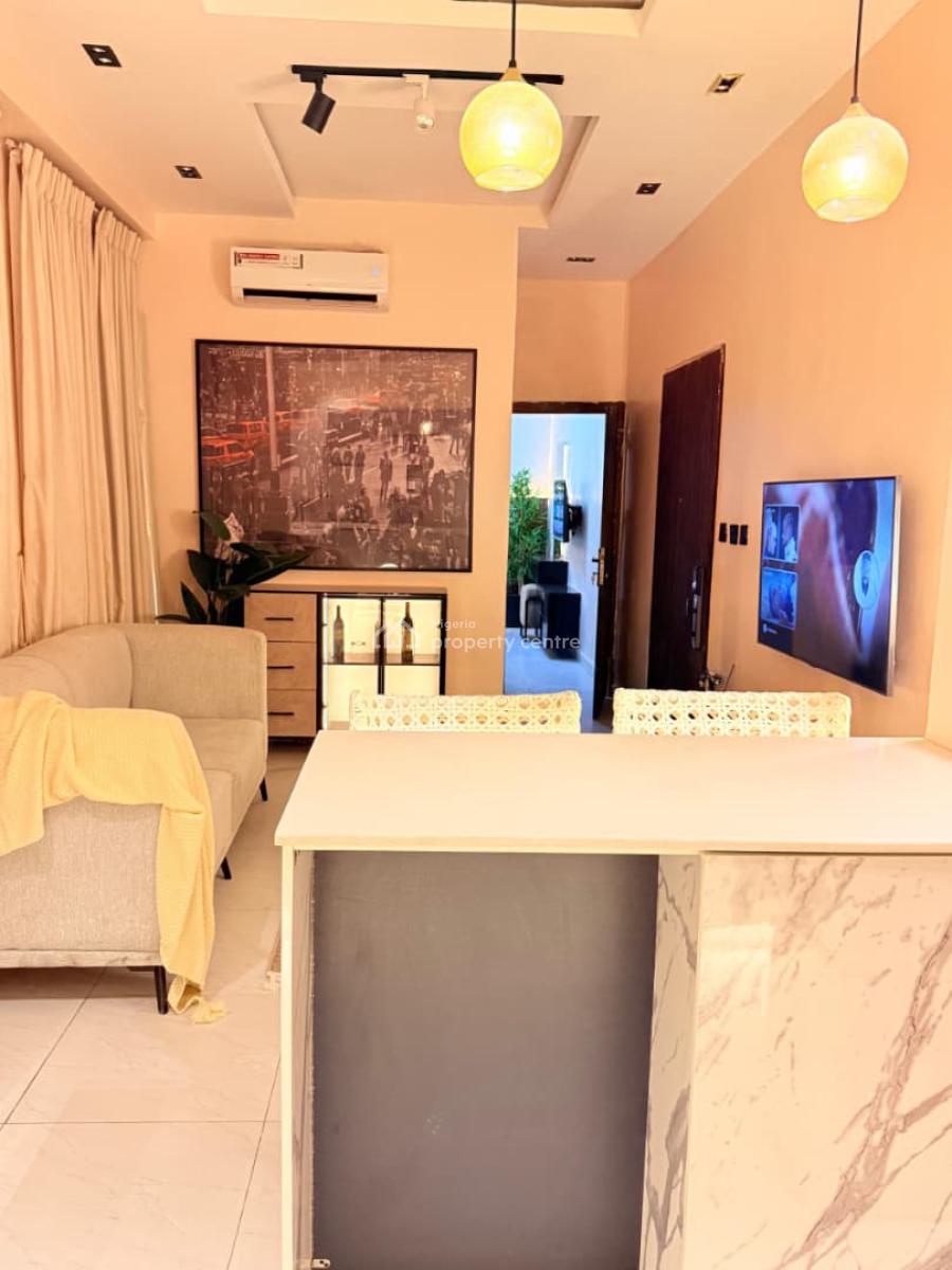 Beautiful 1-bedroom Apartment with Swimming Pool and Gym, Ikate, Lekki, Lagos, Flat / Apartment Short Let