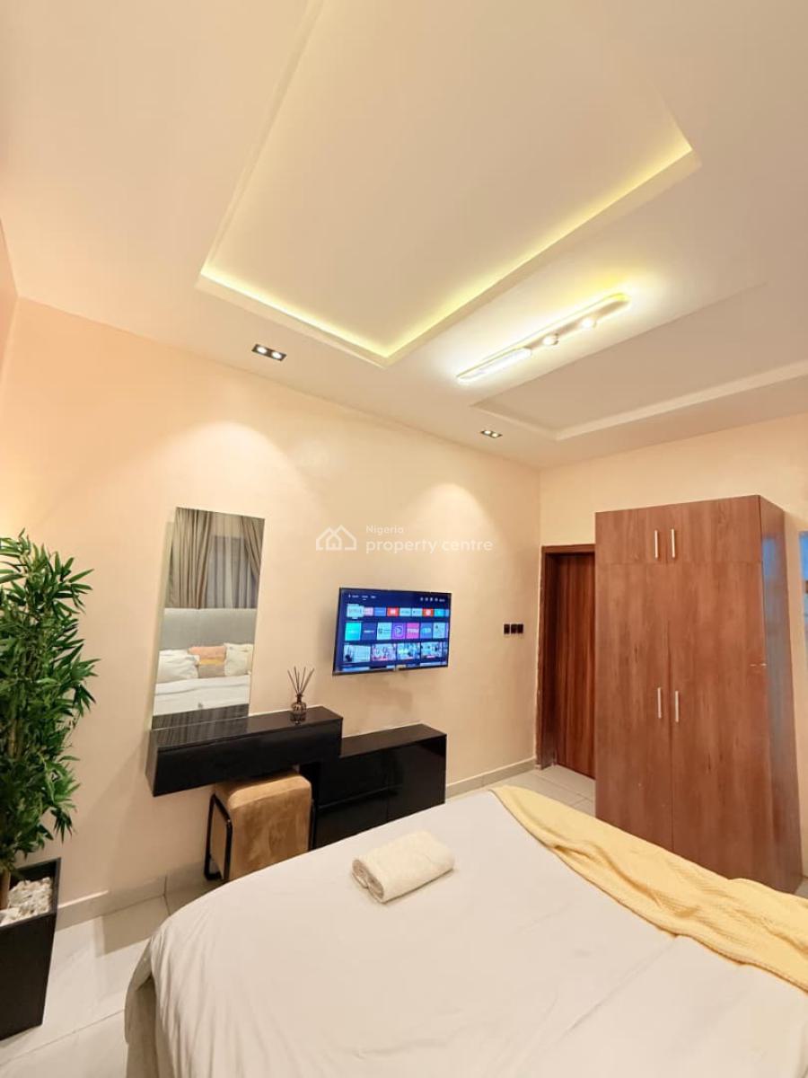 Beautiful 1-bedroom Apartment with Swimming Pool and Gym, Ikate, Lekki, Lagos, Flat / Apartment Short Let