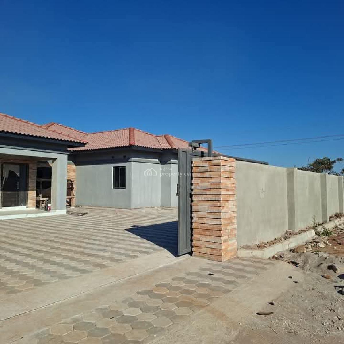 5 Bedroom Detached Bungalow with Bq, Ilasamaja, Mushin, Lagos, Detached Bungalow for Sale