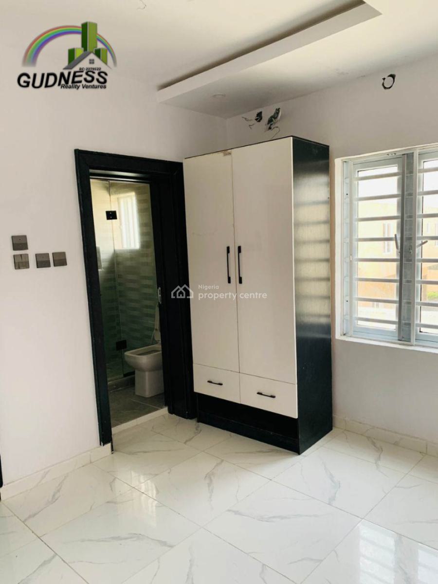 2 Bedroom Apartment in a Secured Estate, New Road, Igbo Efon, Lekki, Lagos, Flat / Apartment for Rent