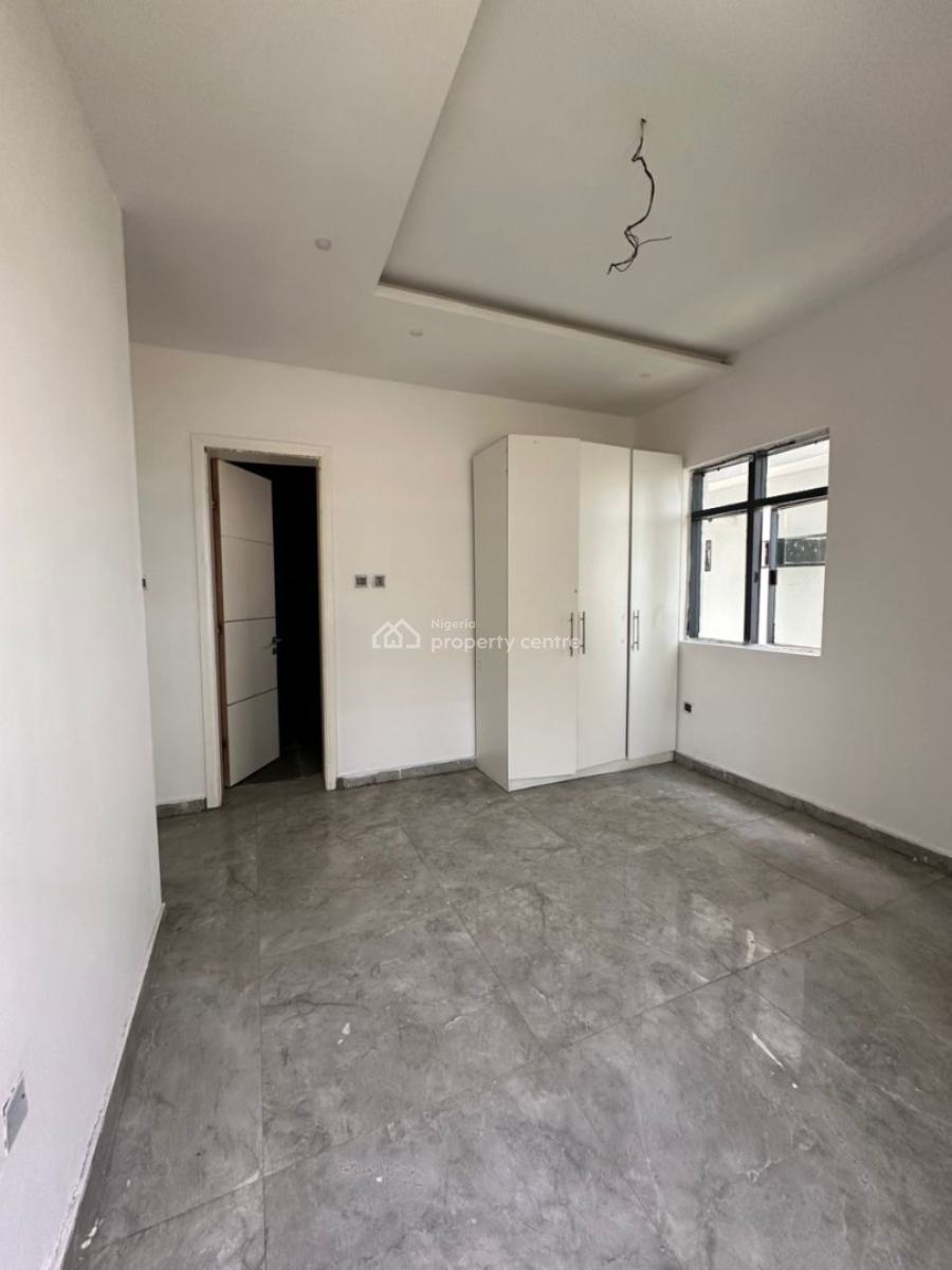 Beautiful 5 Bedroom Semi-detached Duplex with Bq, in a Secured Estate, Ikate, Lekki, Lagos, Semi-detached Duplex for Sale