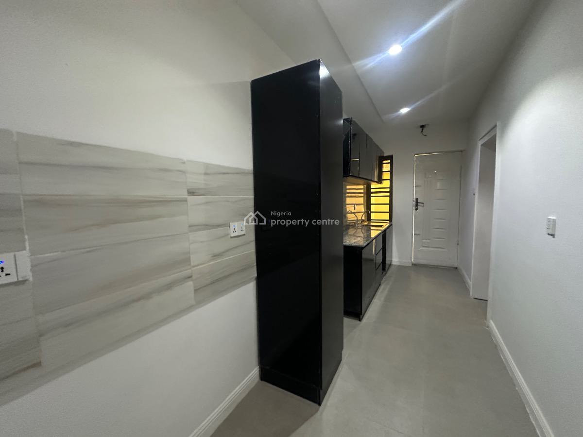 3 Bedroom Duplex, Off International Airport Road Ajao Estate, Isolo, Lagos, Detached Duplex for Rent