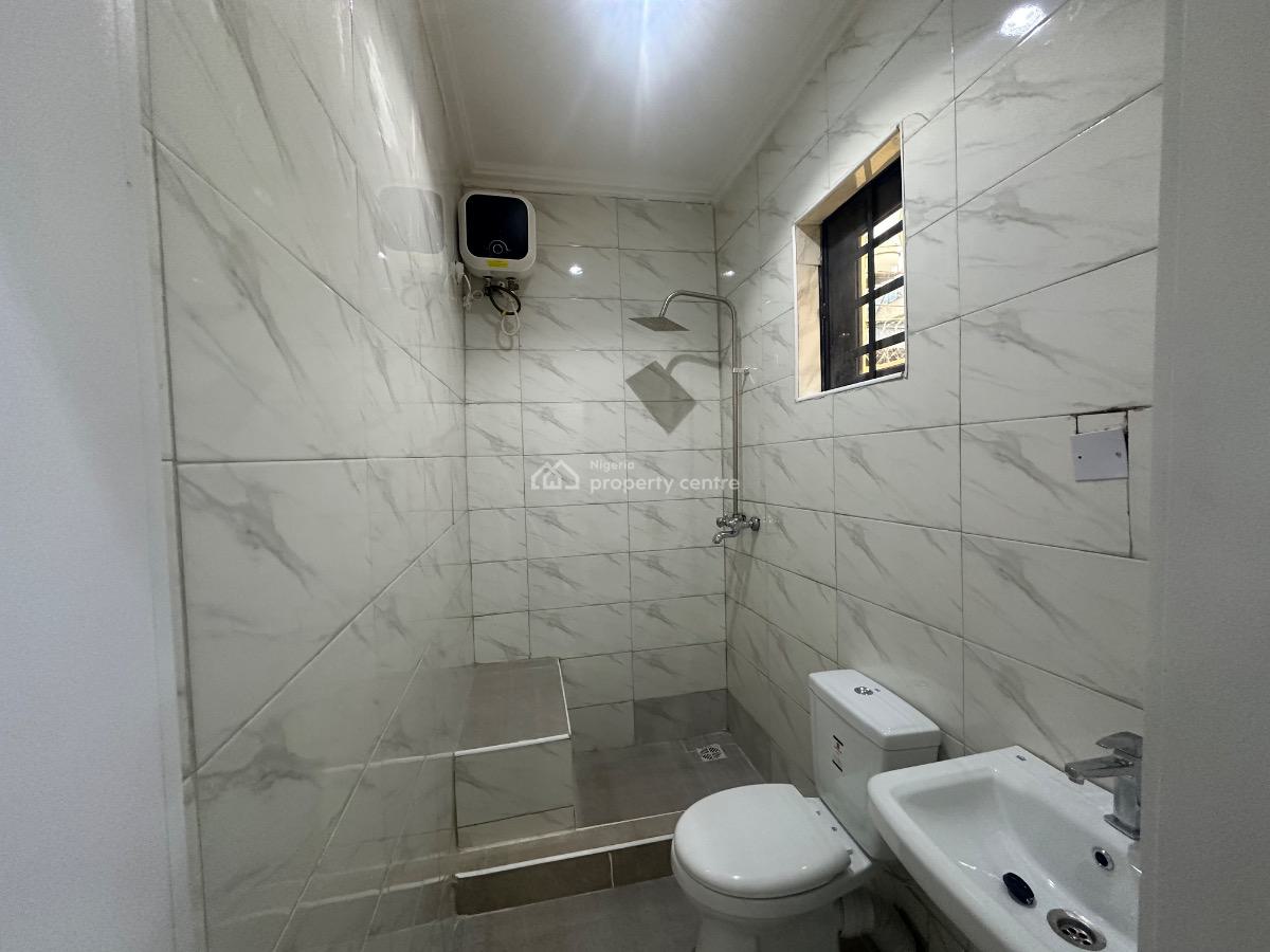 3 Bedroom Duplex, Off International Airport Road Ajao Estate, Isolo, Lagos, Detached Duplex for Rent