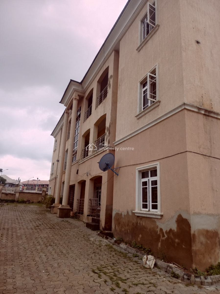 Renovated & Specious 3 Bedroom Block of Flat with Bq, Wuye Main, Wuye, Abuja, Flat / Apartment for Rent
