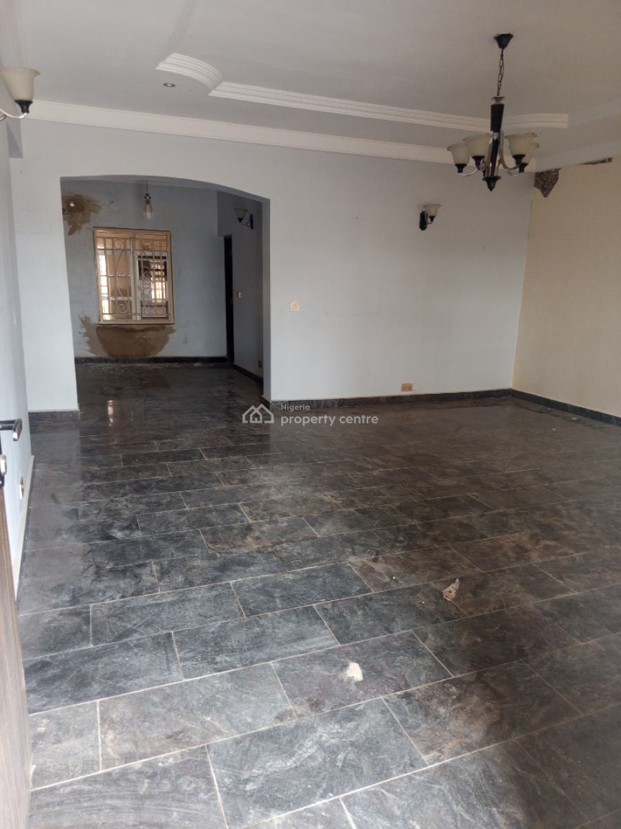 Renovated & Specious 3 Bedroom Block of Flat with Bq, Wuye Main, Wuye, Abuja, Flat / Apartment for Rent