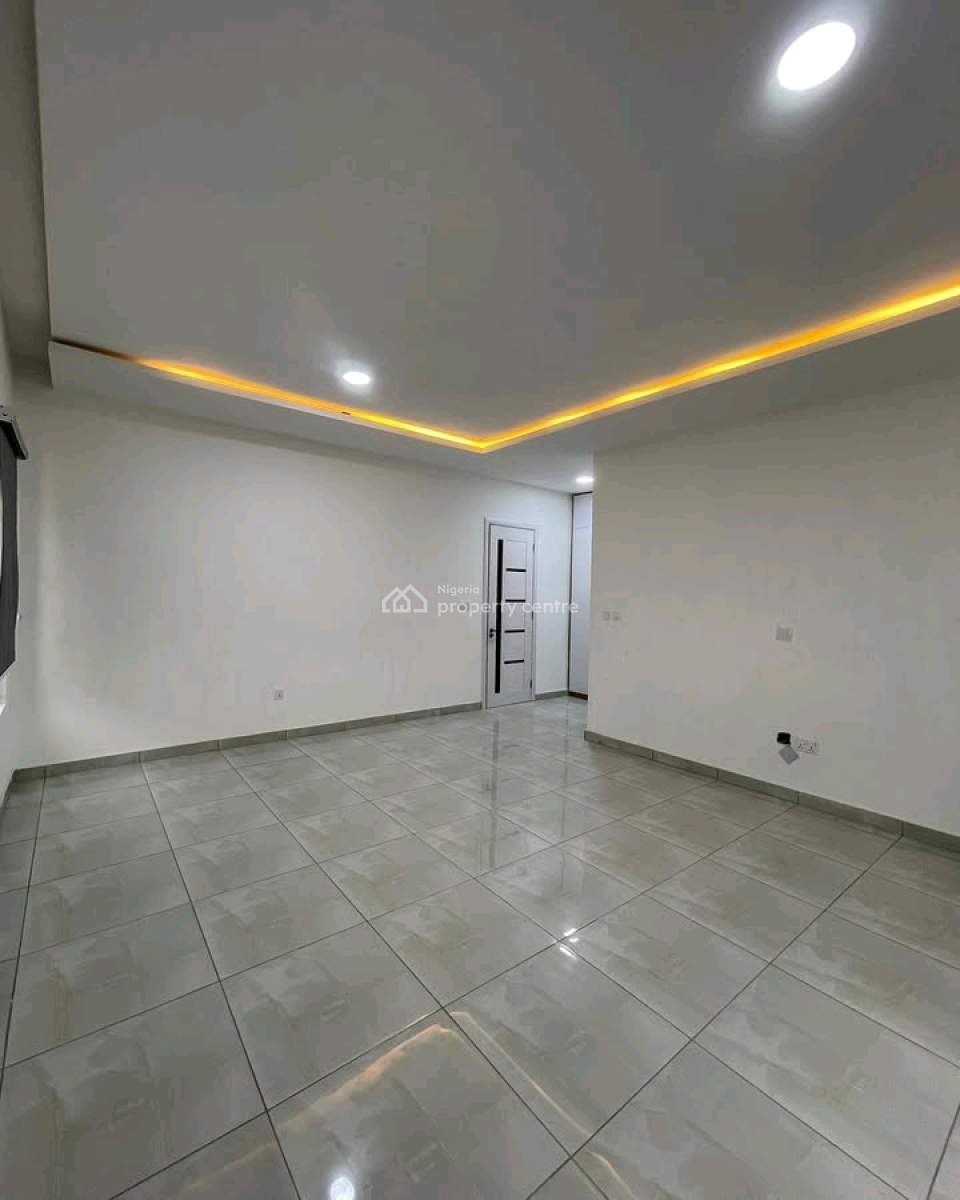 Spacious 4 Bedroom Terrace Duplex  Location: Onir, Oniru, Victoria Island (vi), Lagos, House for Sale