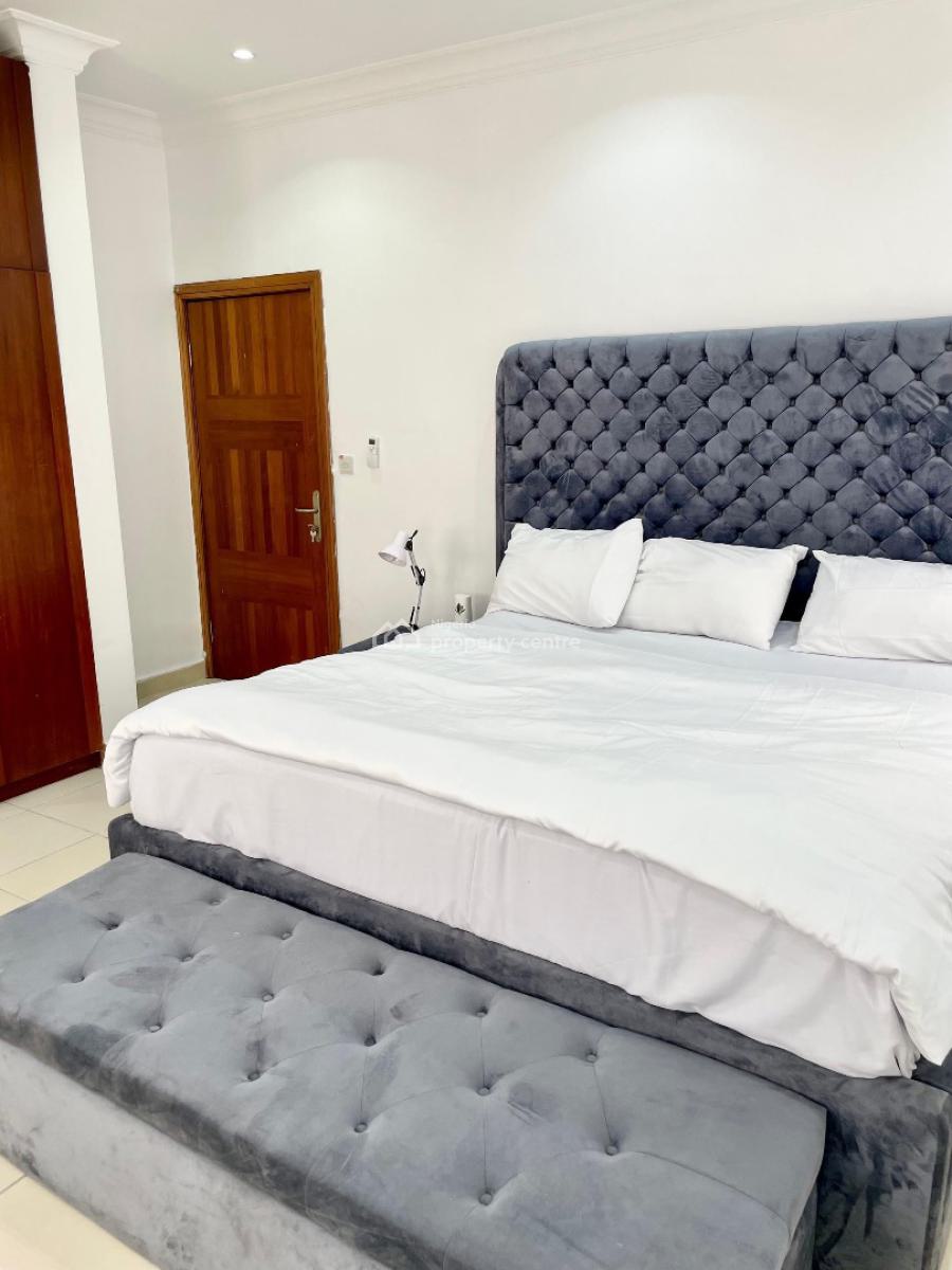 Now Open: Your Perfect 4-bedroom Getaway!l, Olubunmi Off Freedom Way., Lekki Phase 1, Lekki, Lagos, Semi-detached Duplex Short Let