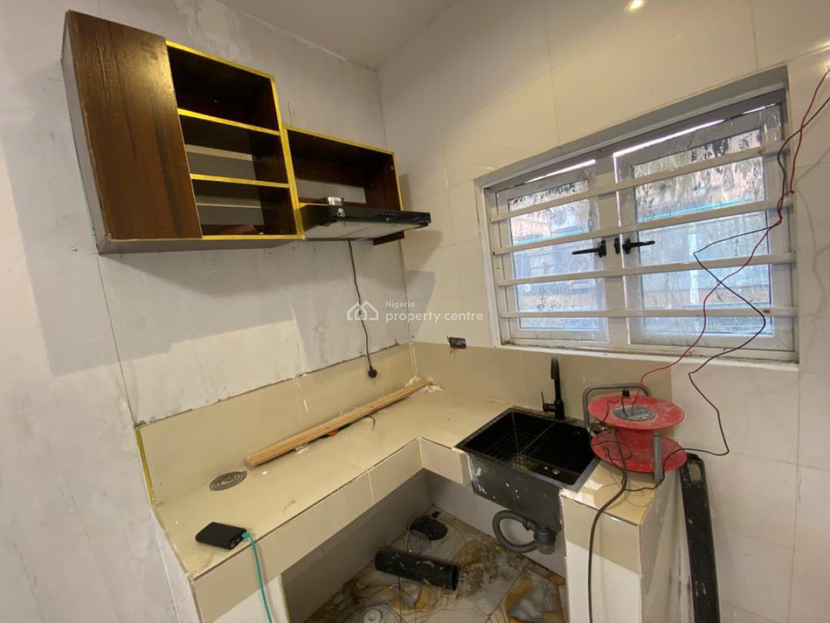 Executive 5 Units of Open Plan Roomself Contain, Dipo Olubi Street Off Adekunle Kuye, Surulere, Lagos, Self Contain (single Rooms) for Rent