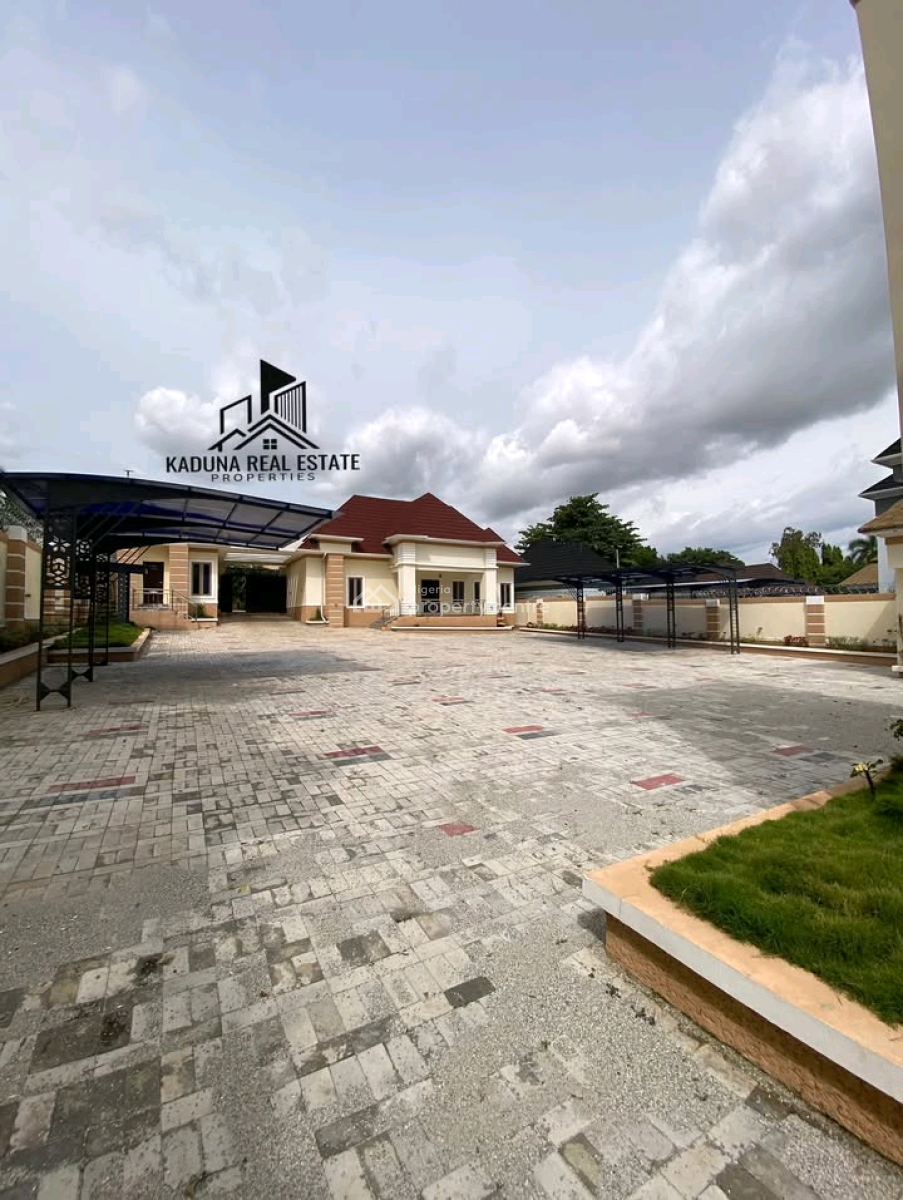 6 Bedroom Duplex with Guest Chalet & Bq ️  Location- Unguwa, Kaduna North, Kaduna, Terraced Duplex for Sale