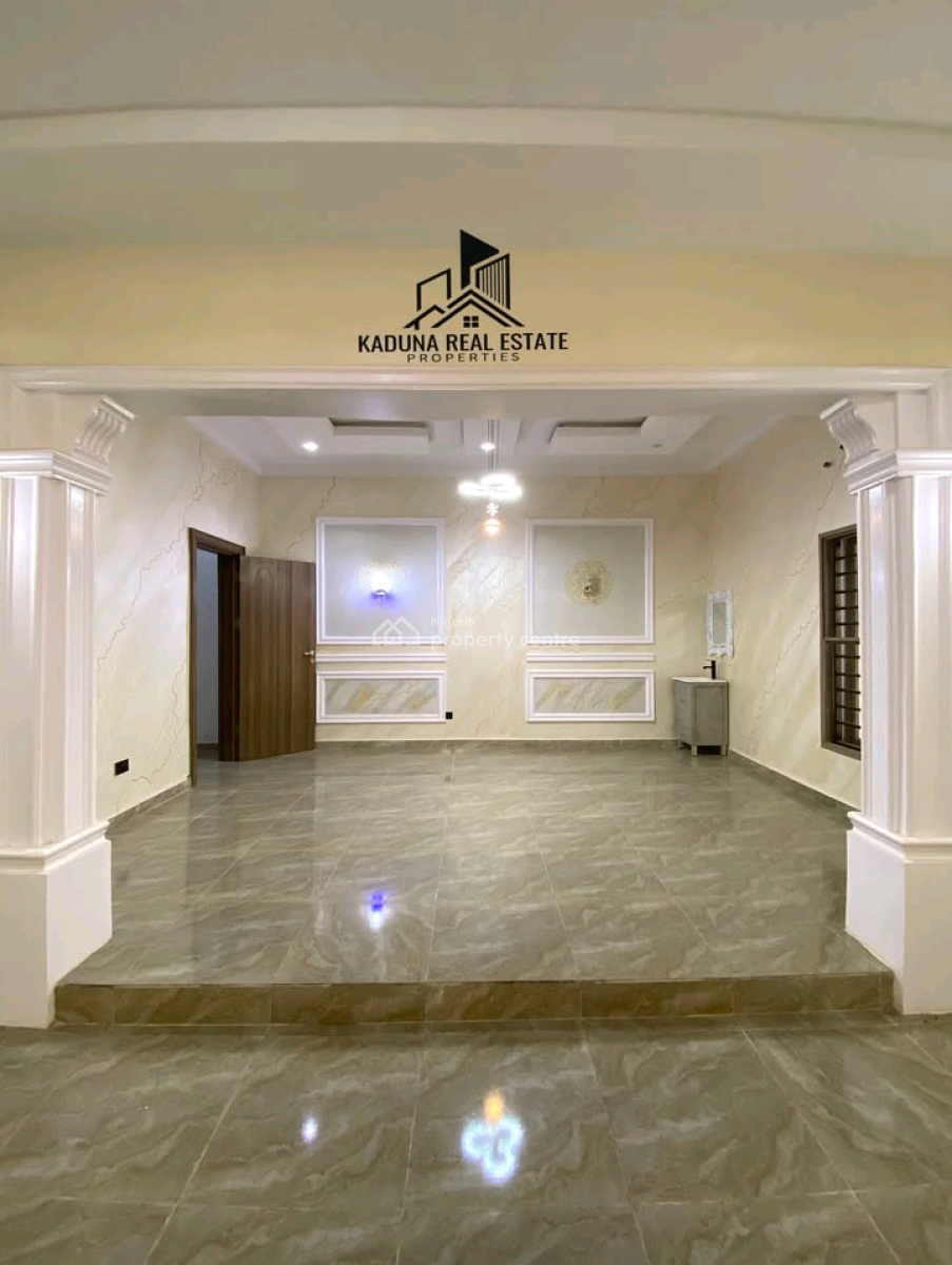 6 Bedroom Duplex with Guest Chalet & Bq ️  Location- Unguwa, Kaduna North, Kaduna, Terraced Duplex for Sale