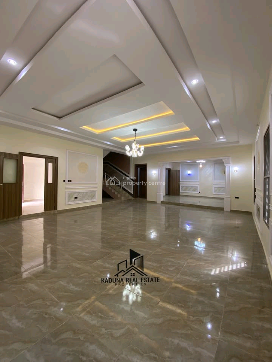 6 Bedroom Duplex with Guest Chalet & Bq ️  Location- Unguwa, Kaduna North, Kaduna, Terraced Duplex for Sale