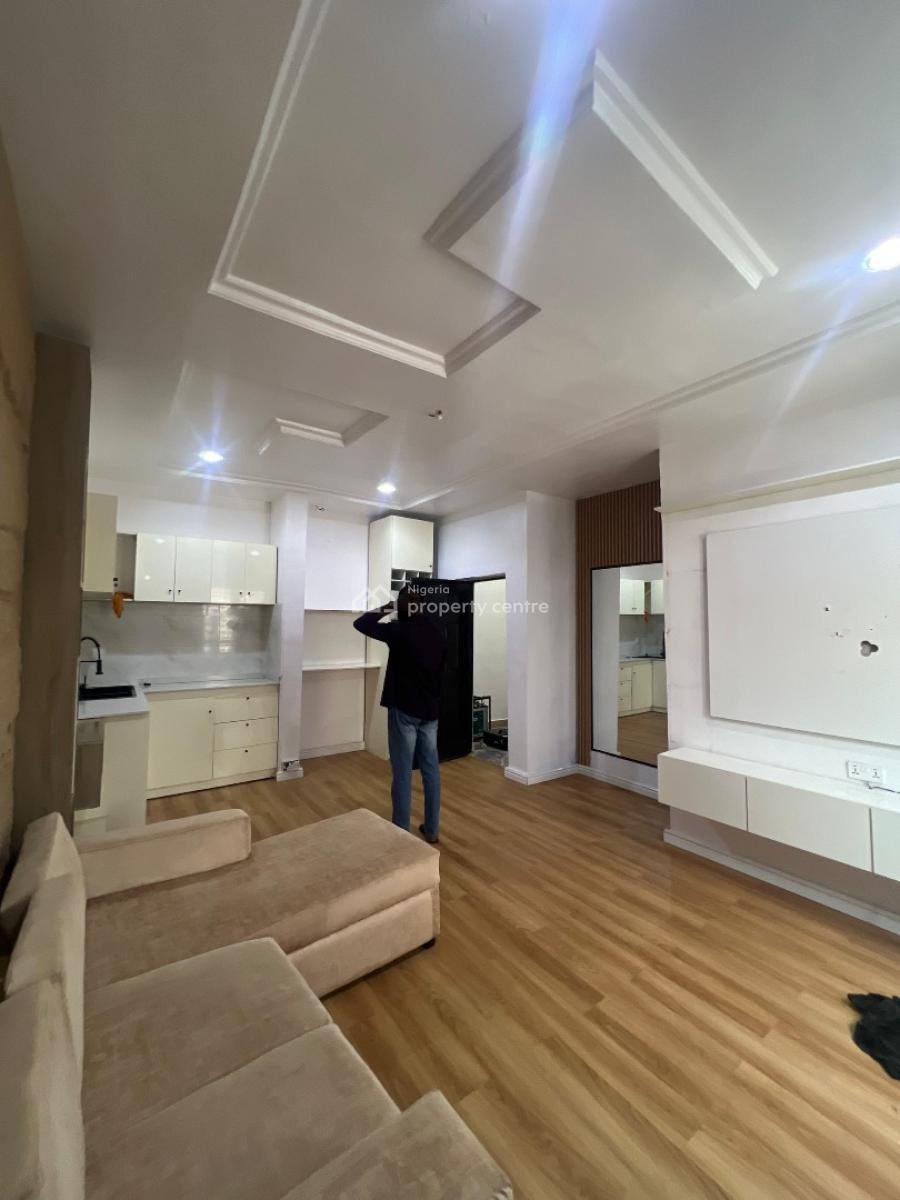 Neat and Well Maintained 1bedroom (room and Parlour) in a Serene Location, Osapa London, Opposite Victory Park, Osapa, Lekki, Lagos, Mini Flat (room and Parlour) for Rent