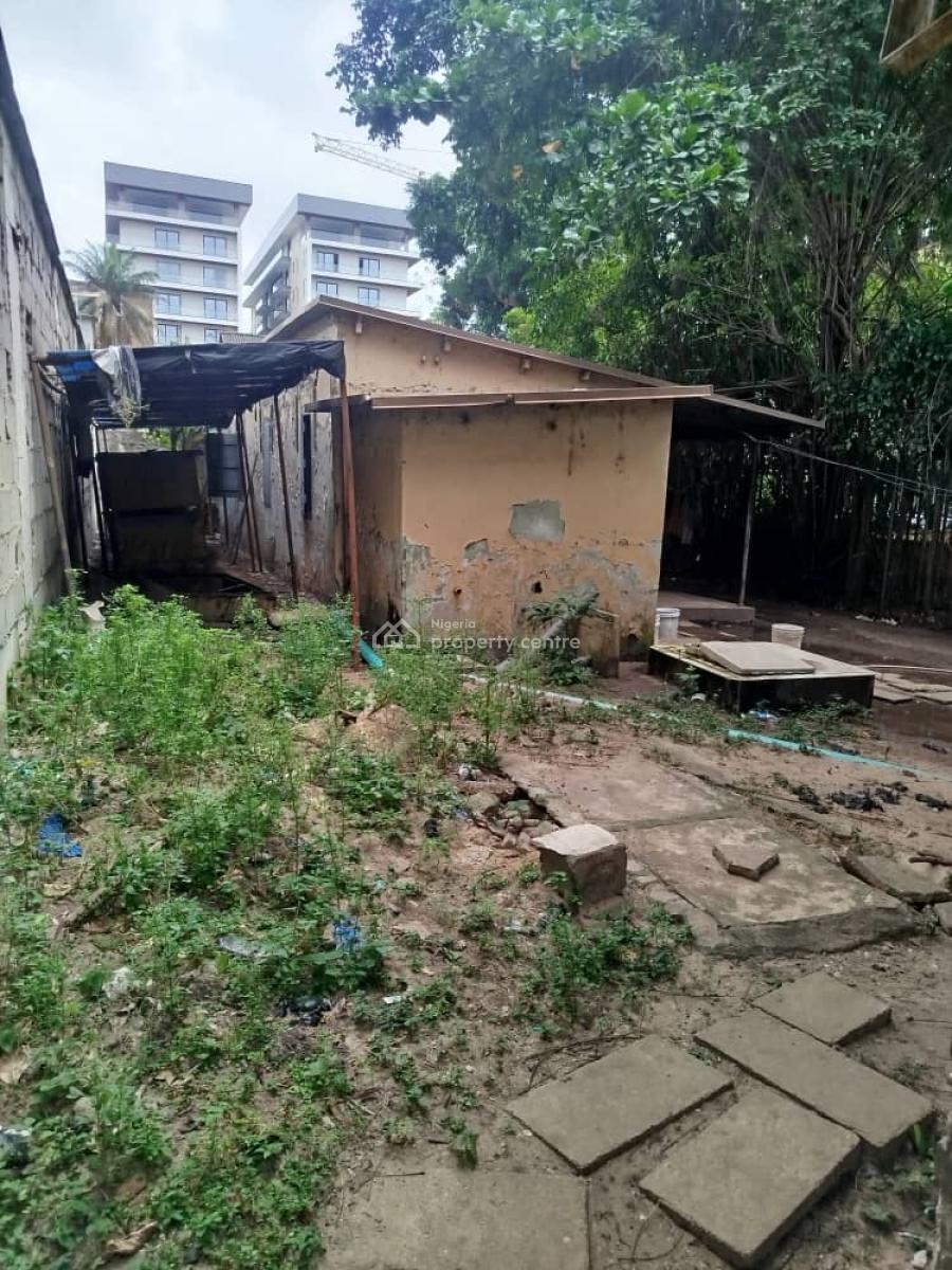 3000sqm of Land with a Building and an Old Duplex, Old Ikoyi, Ikoyi, Lagos, Land for Rent