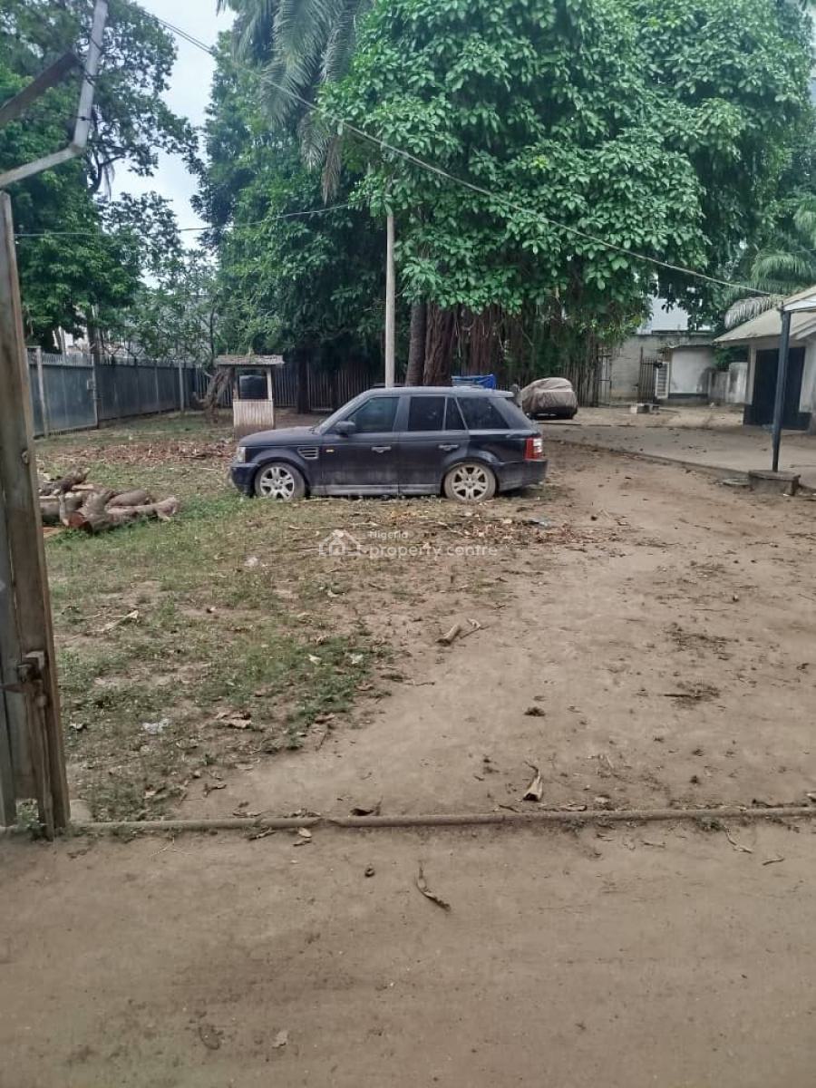3000sqm of Land with a Building and an Old Duplex, Old Ikoyi, Ikoyi, Lagos, Land for Rent