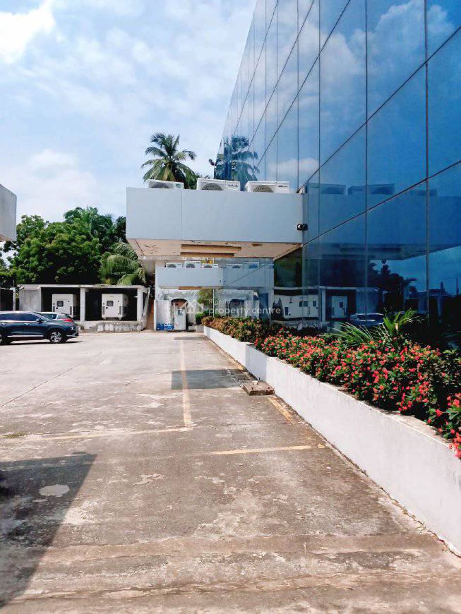 Waterfront Office Complex with Jetty, Victoria Island (vi), Lagos, Office Space for Rent