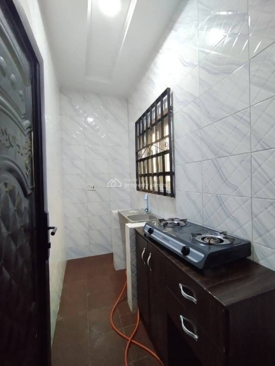 1 Room Self Contain Apartment, Shomolu, Lagos, Self Contain (single Rooms) for Sale