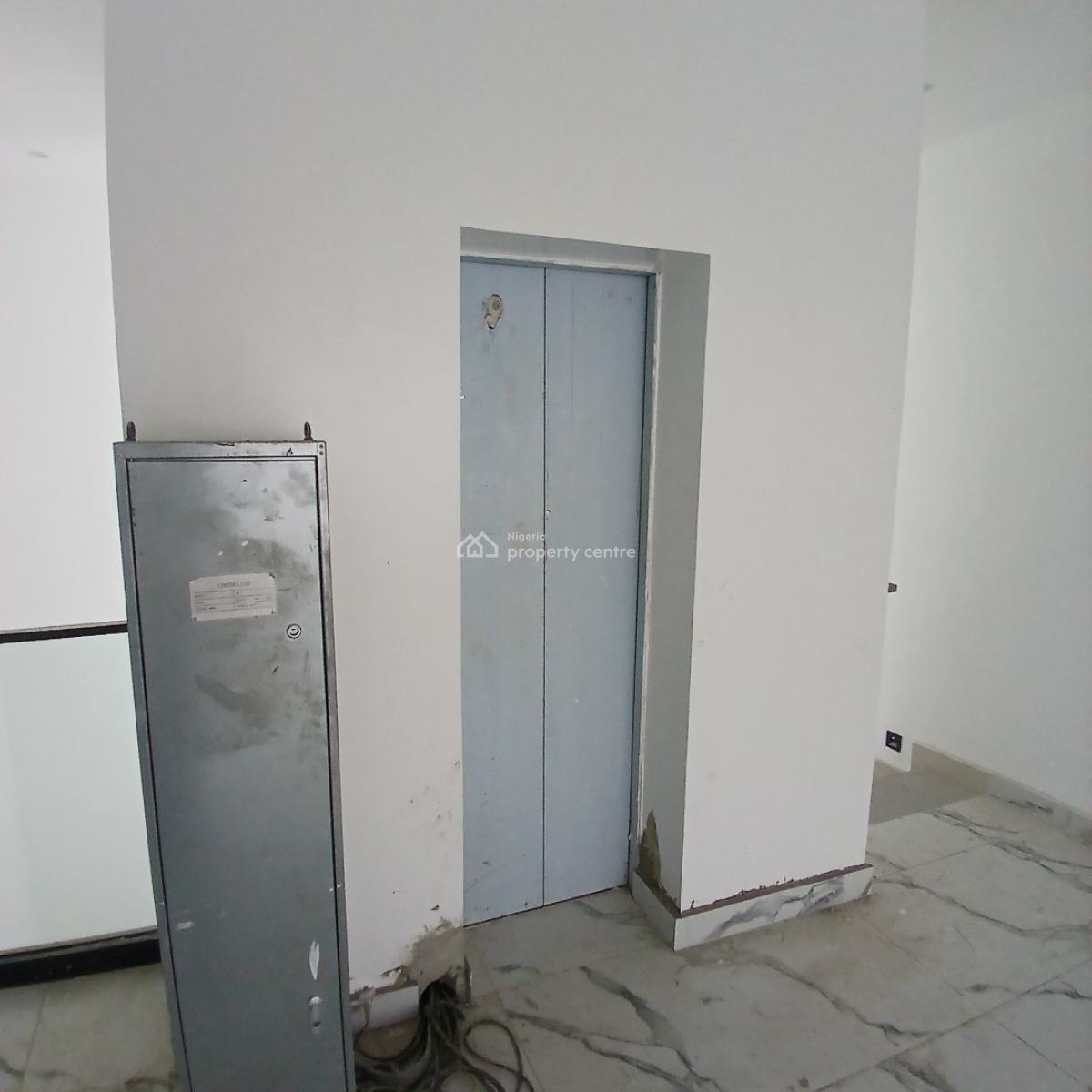 Gigantic Luxury 5 Bedroom Detached Duplex Within an Estate, Ikate Elegushi, Lekki, Lagos, Detached Duplex for Sale