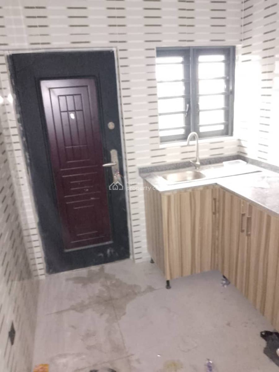 Luxurious Newly Built 2 Bed Flat Upstair Close to Express, Abijo By Express Ibeju Lekki, Ibeju, Lagos, Flat / Apartment for Rent