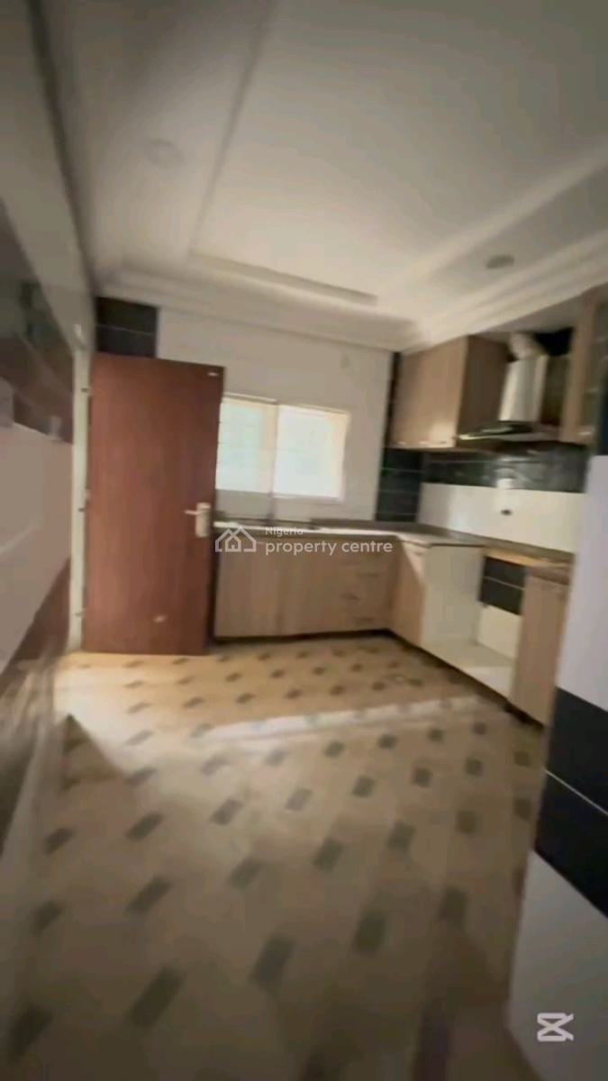 Luxurious 4 Bedrooms Terraced Duplex with Bq, H-medix, Guzape District, Abuja, Terraced Duplex for Sale
