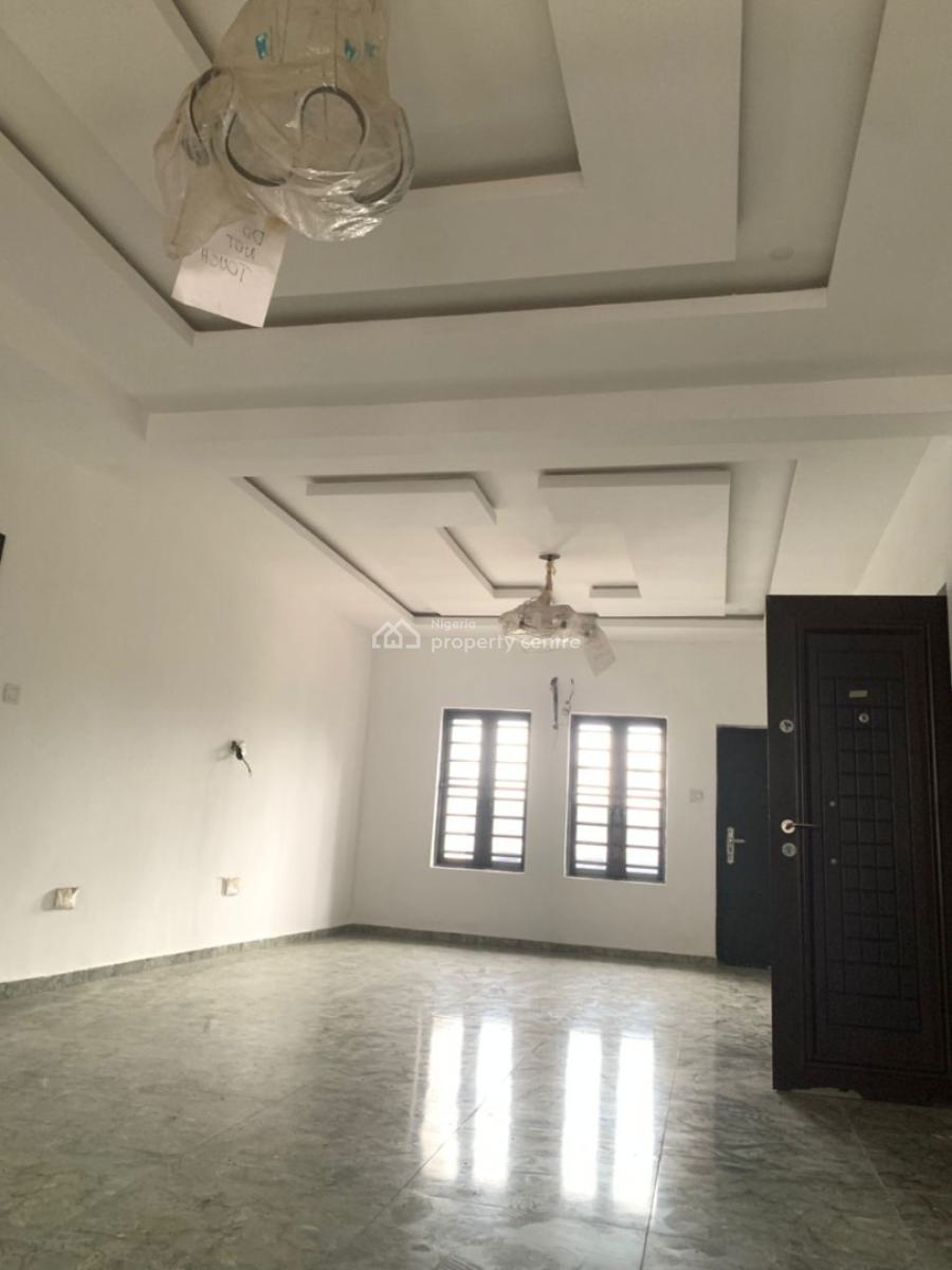 Spacious 3 Bedroom Apartment, Freedom Way, Lekki, Lagos, Flat / Apartment for Rent